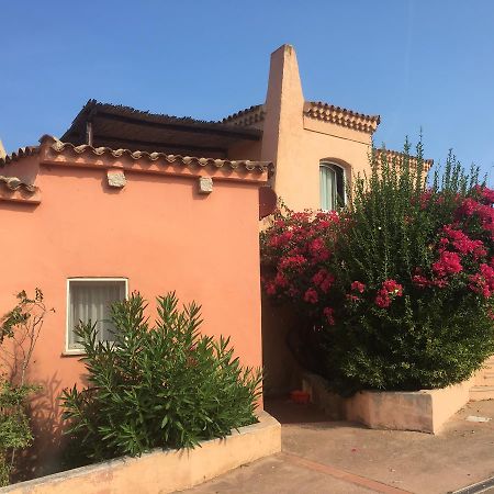 Appartamenti Costa Rossa Cala Rossa Isola Rossa Exterior foto
