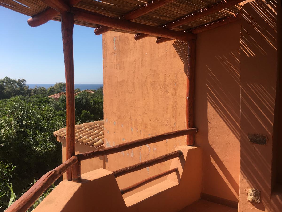 Appartamenti Costa Rossa Cala Rossa Isola Rossa Exterior foto
