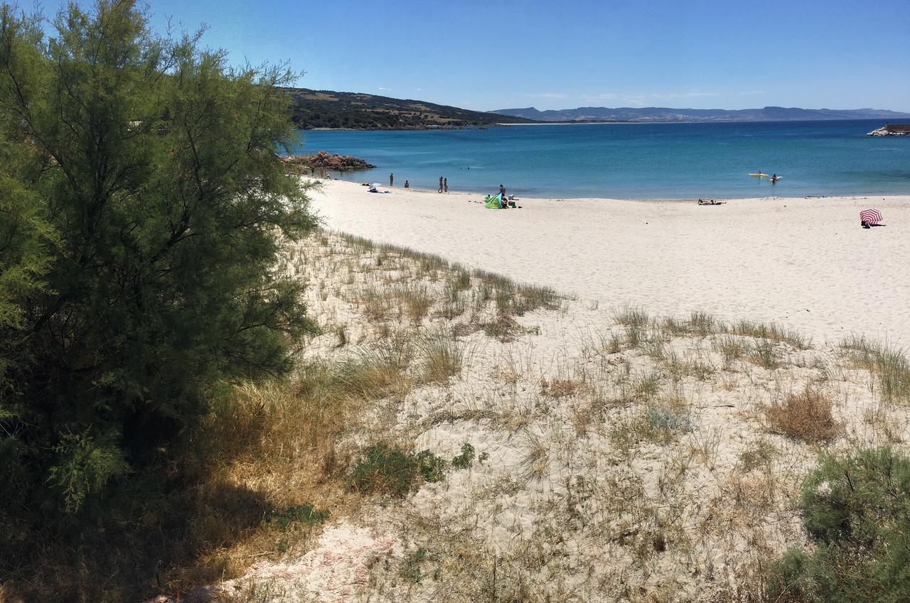 Appartamenti Costa Rossa Cala Rossa Isola Rossa Exterior foto