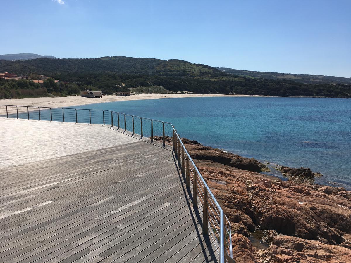 Appartamenti Costa Rossa Cala Rossa Isola Rossa Exterior foto