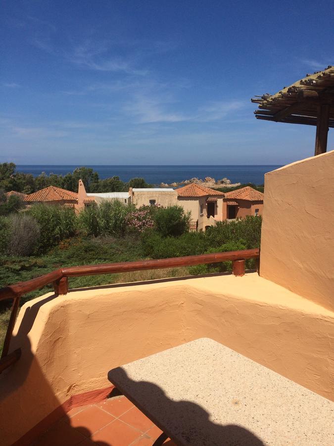 Appartamenti Costa Rossa Cala Rossa Isola Rossa Exterior foto