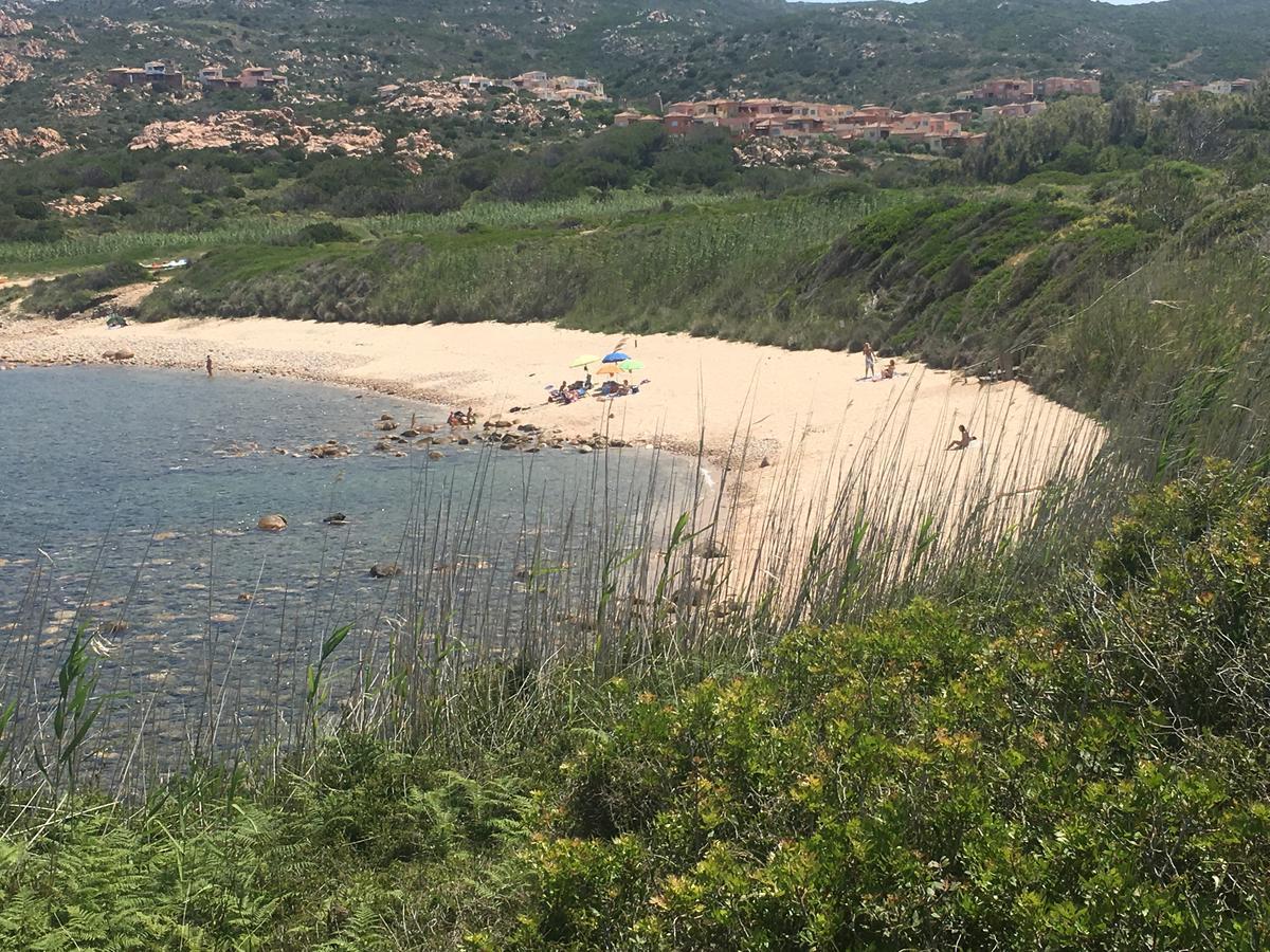 Appartamenti Costa Rossa Cala Rossa Isola Rossa Exterior foto